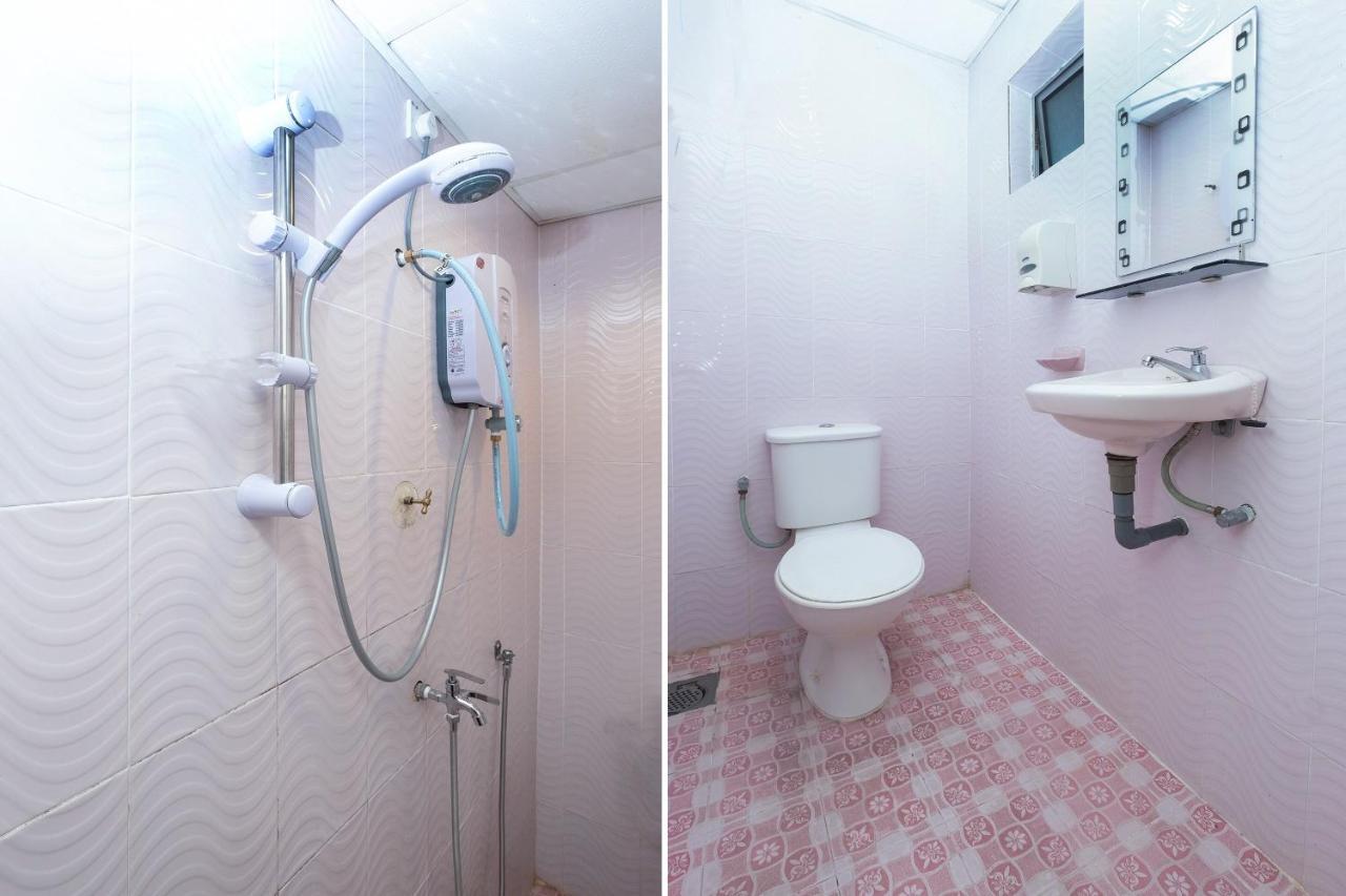 Oyo 89984 Noris Wang Homestay Lumut Kültér fotó